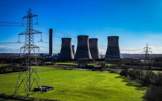 Lets's talk up the benefits of taxing carbon